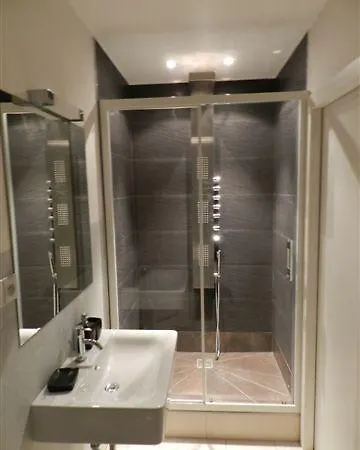 - The Modern Flat Apartament Praga