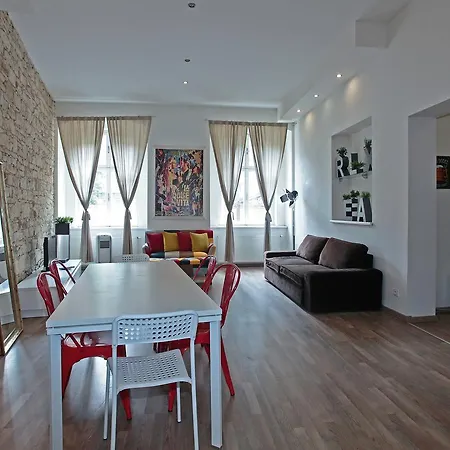 Apartament - The Modern Flat